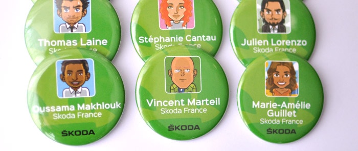Badges goodies cadeau sémainaire d'entreprise